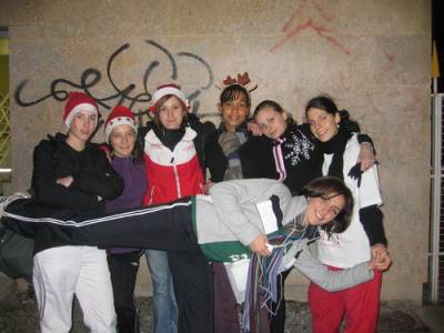 Matilde;Amandine;Moi;Aurore;Manon;Alexandra é la cone devan c Marléne!!lol